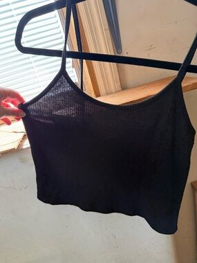 Forever 21 Black Ribbed Spaghetti Strap Crop Camisole
